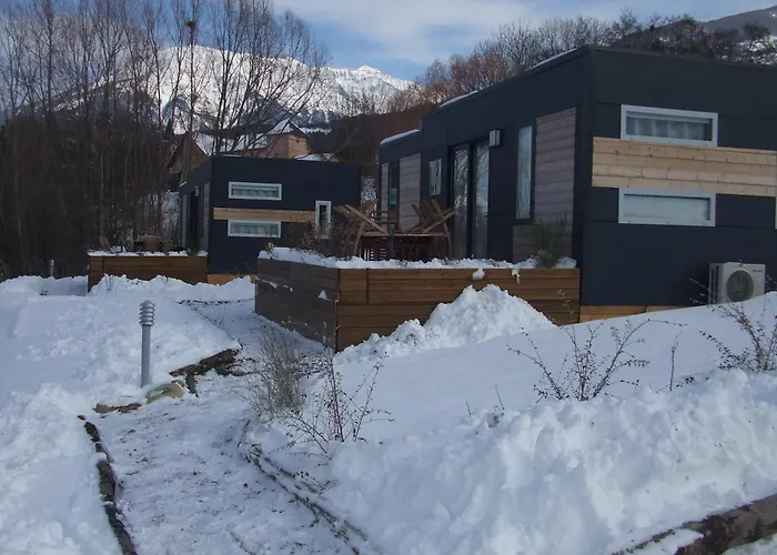 Camping-Hotel de Plein Air Les 2 Bois