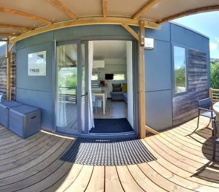 Camping-Hotel De Plein Air Les 2 Bois Baratier Exterior photo