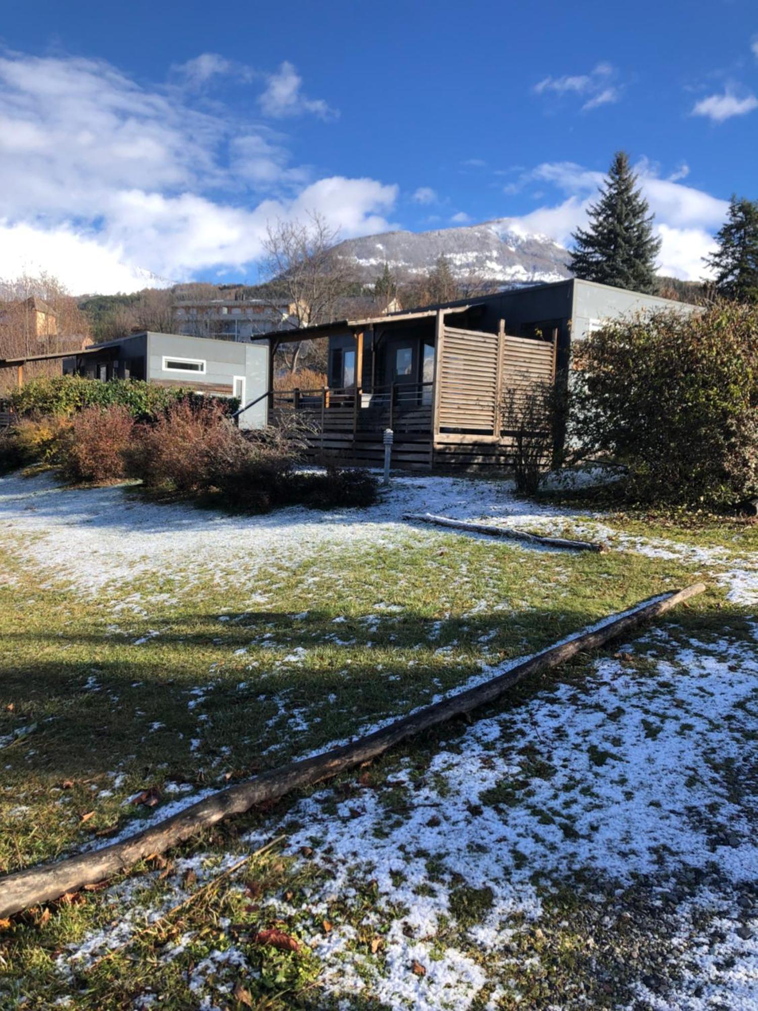 Camping-hotel De Plein Air Les 2 Bois 2* Baratier
